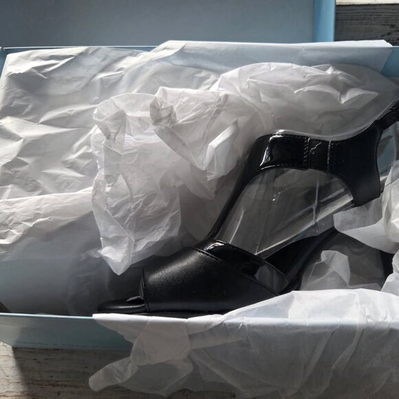 LifeStride Women's Valley High Heel Strappy Dress Pump - NEW - Size 8 - Picture 3 of 3